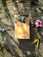 Charger l'image dans la galerie, Savon l'enchanteur