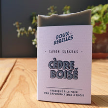 Charger l'image dans la galerie, Savon cèdre boisé