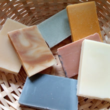 Charger l'image dans la galerie, Lot de chutes de savons